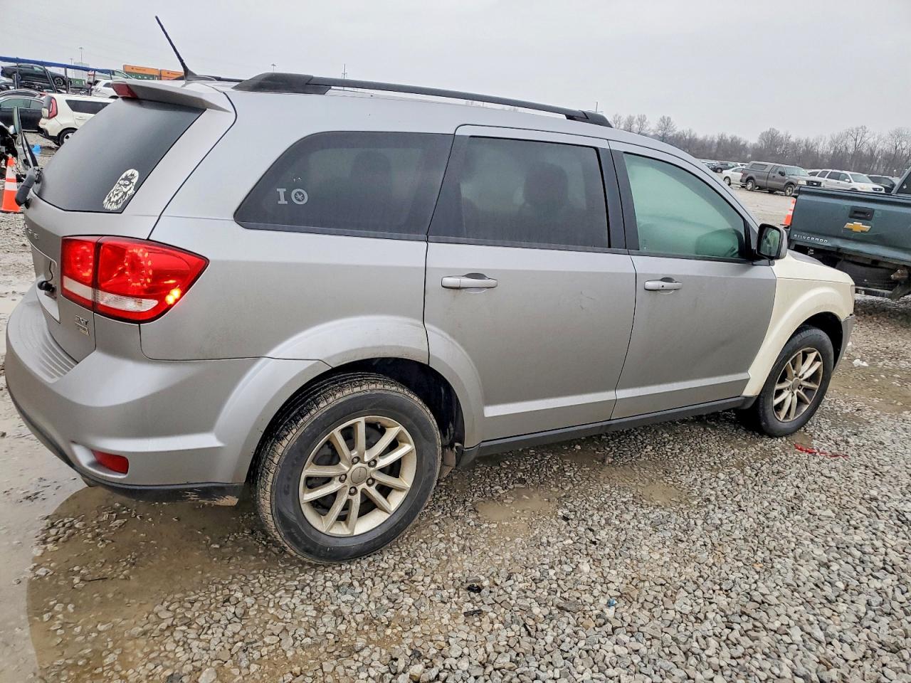2015 DODGE JOURNEY SXT photo 3