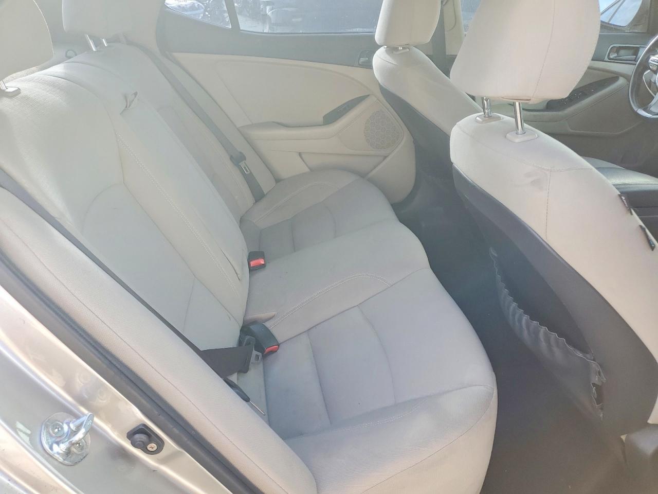 2014 KIA OPTIMA LX photo 10