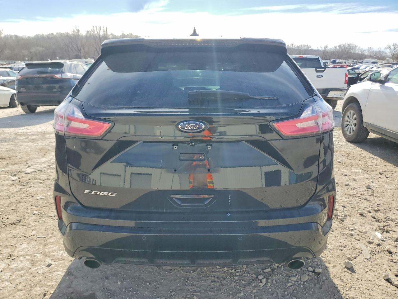 2020 FORD EDGE photo 6