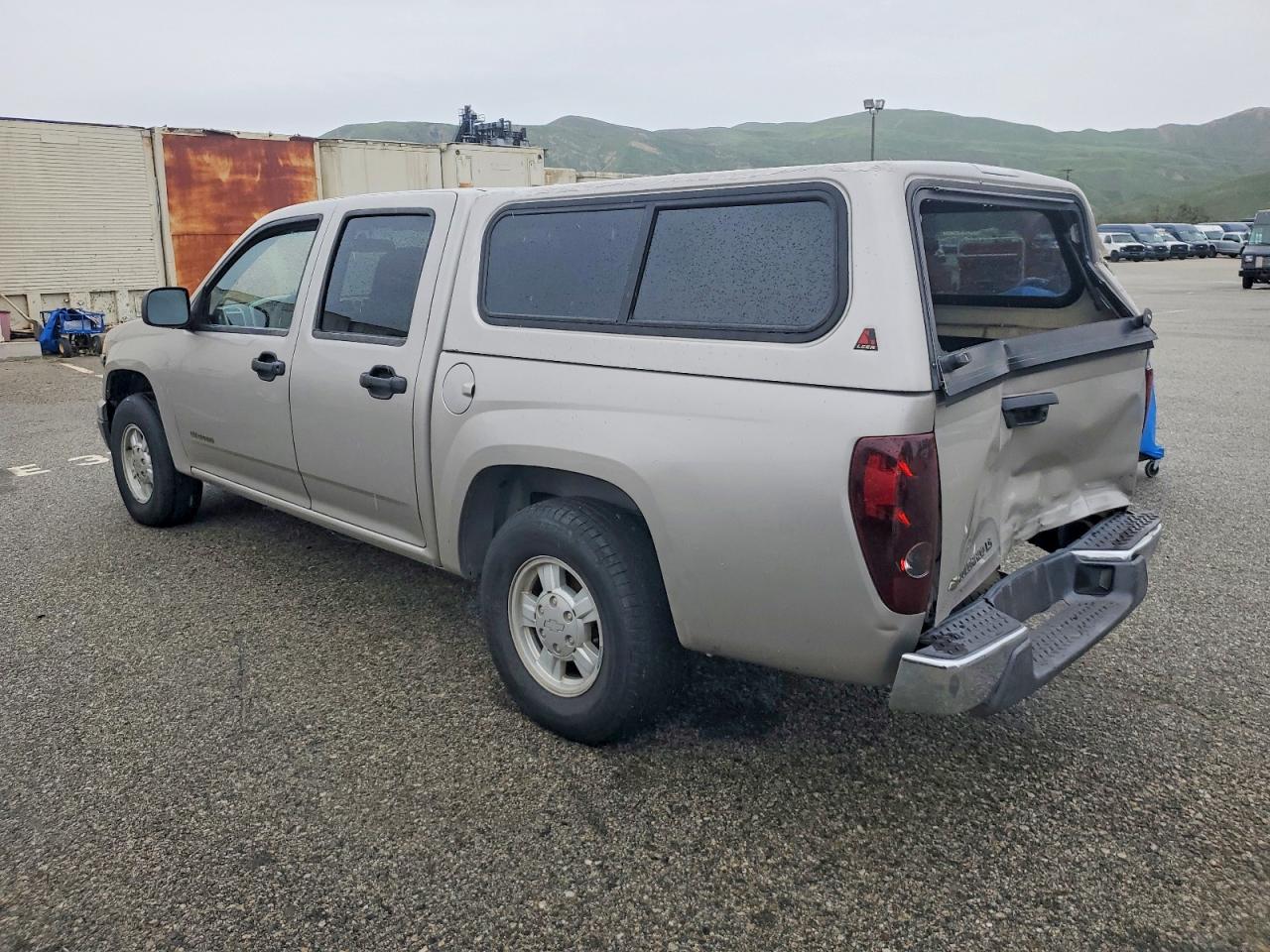 2005 CHEVROLET COLORADO photo 2