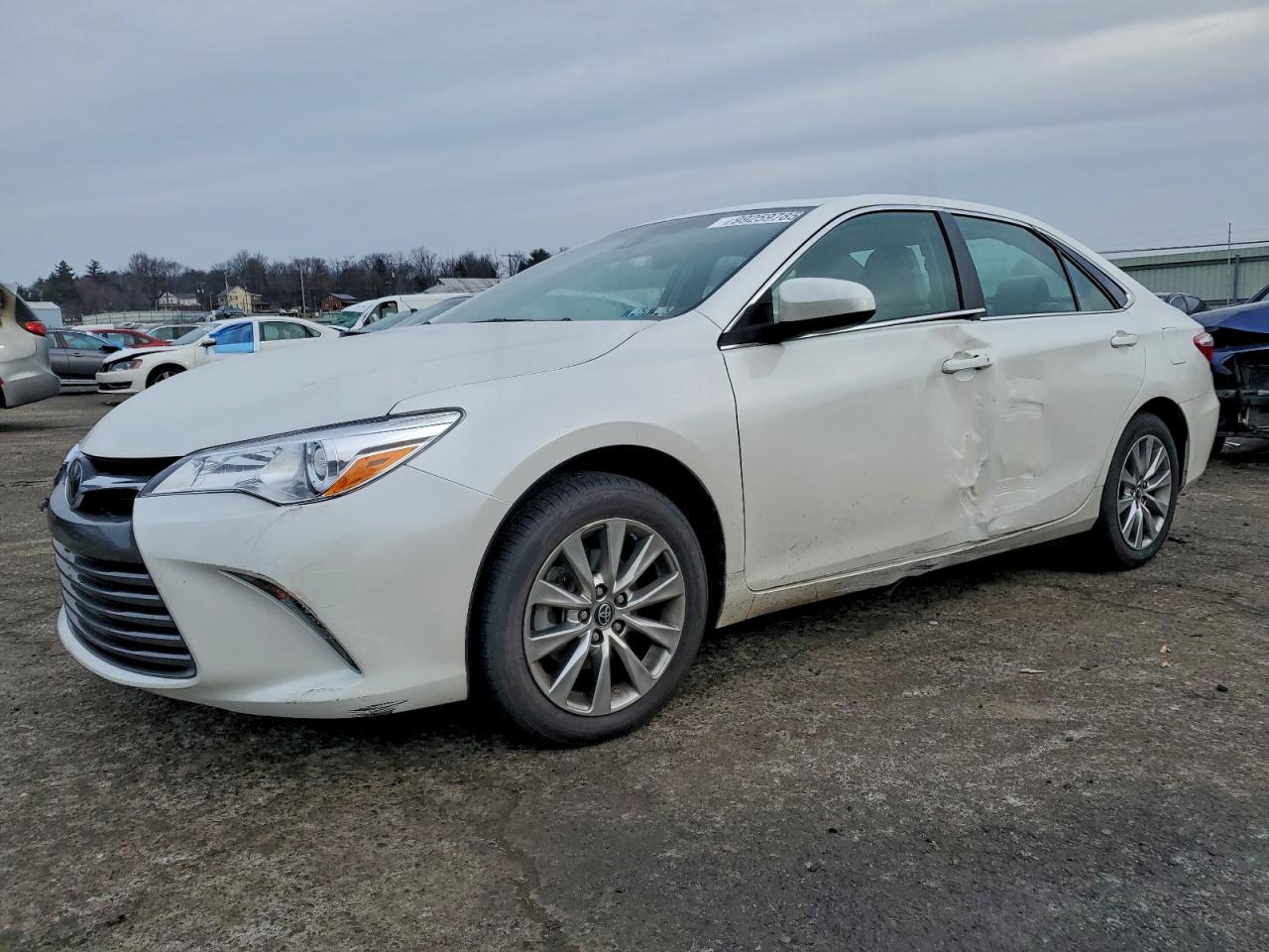 2017 TOYOTA CAMRY