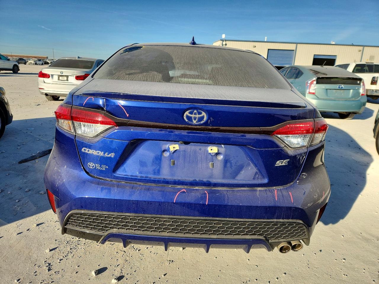 2020 TOYOTA COROLLA SE photo 6