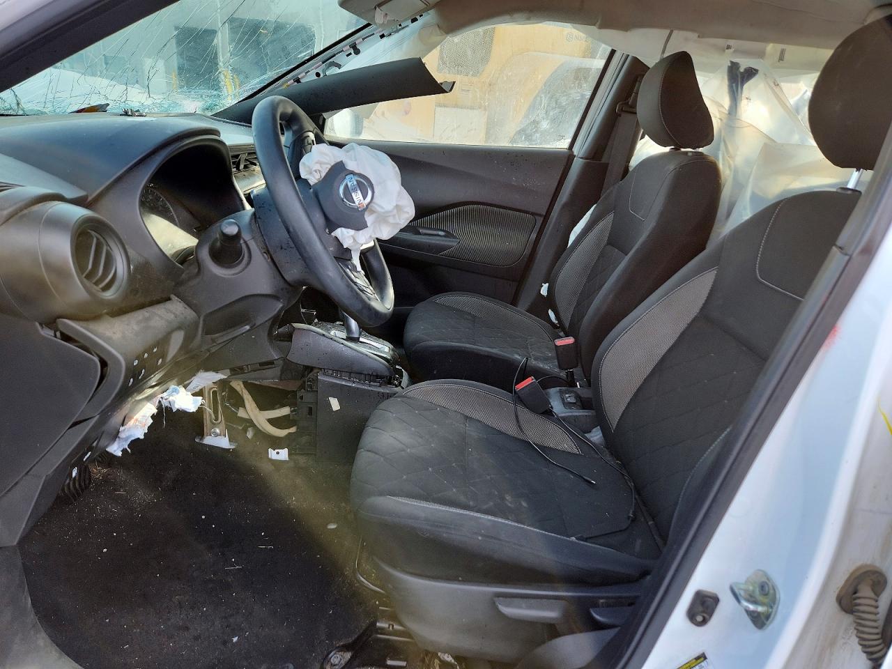 2020 NISSAN KICKS S photo 7