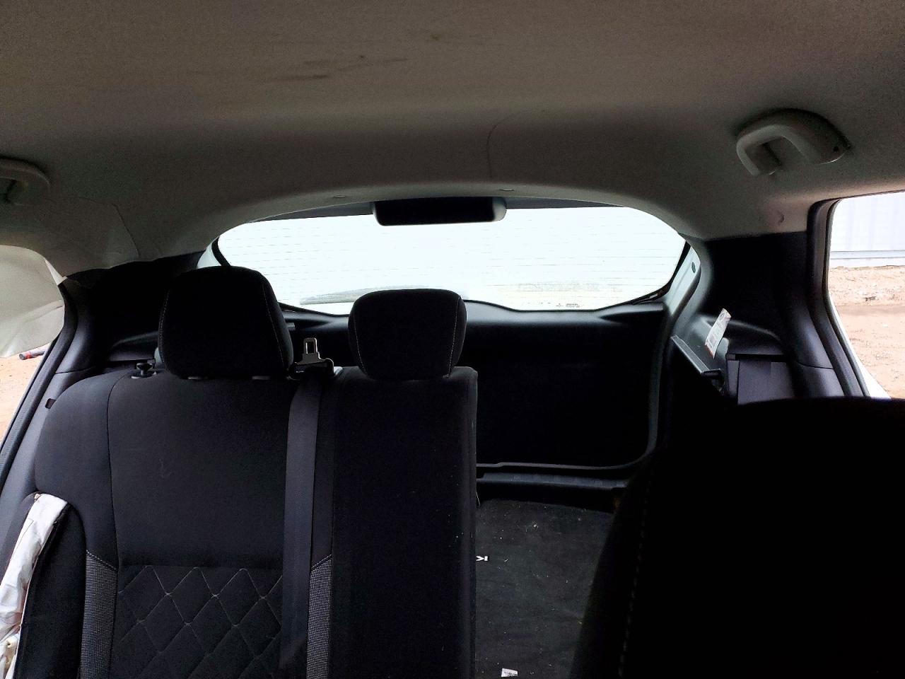 2020 NISSAN KICKS S photo 10