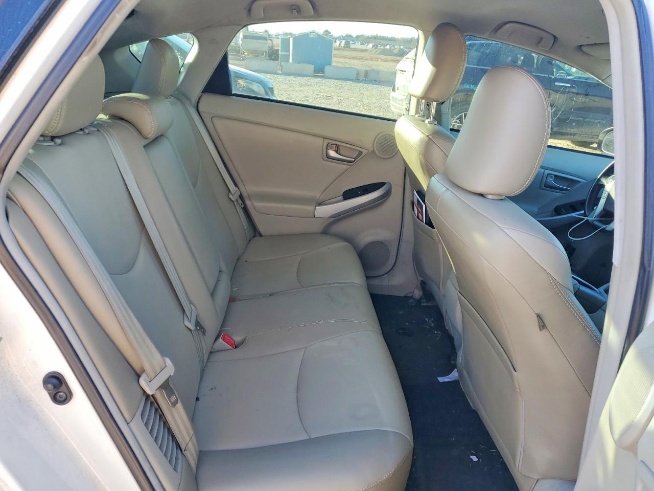2013 TOYOTA PRIUS photo 10