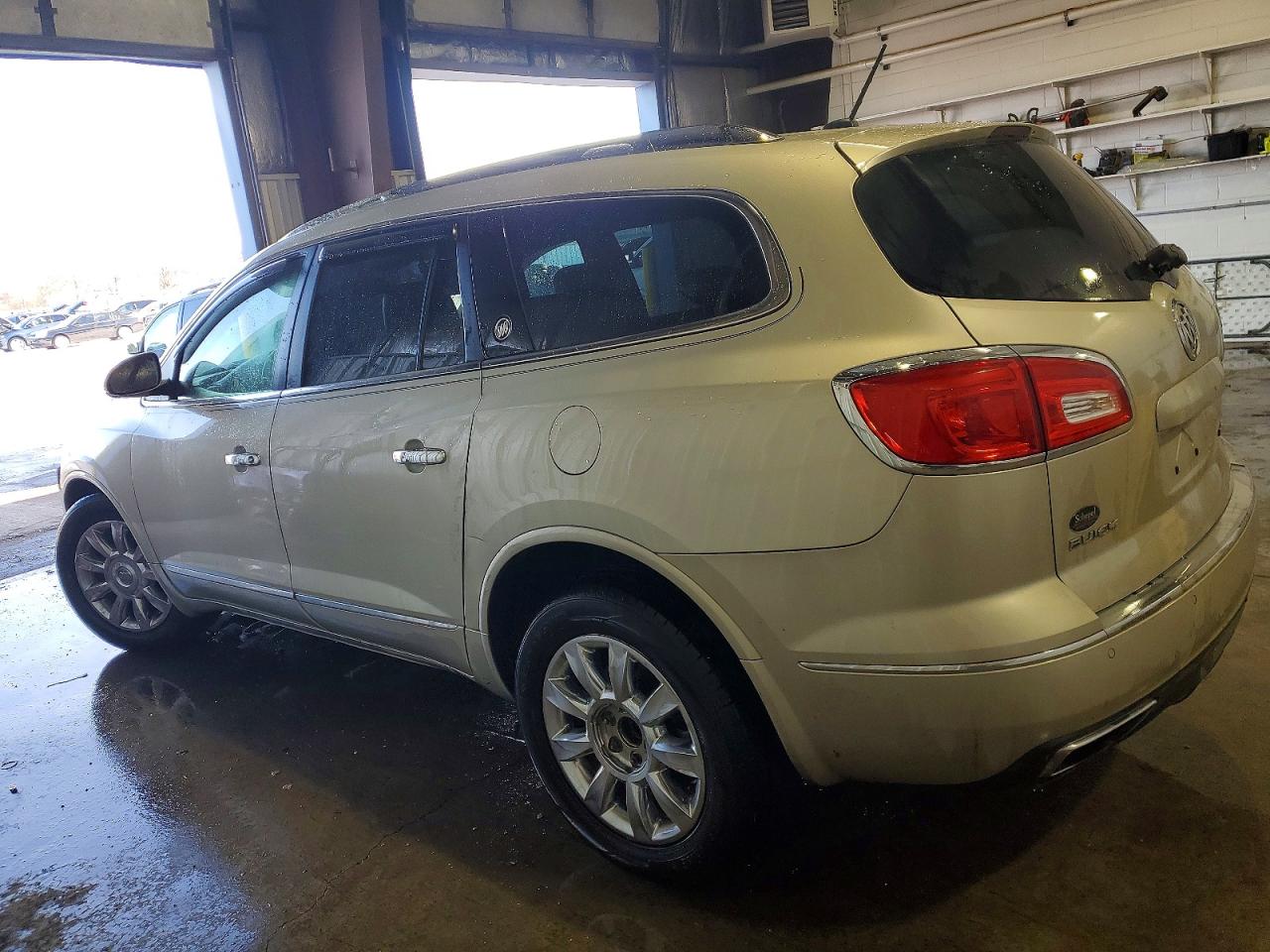 2014 BUICK ENCLAVE photo 3