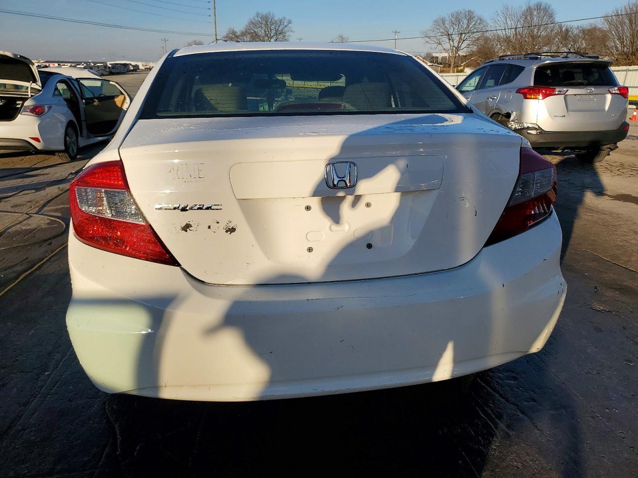 2012 HONDA CIVIC LX photo 6
