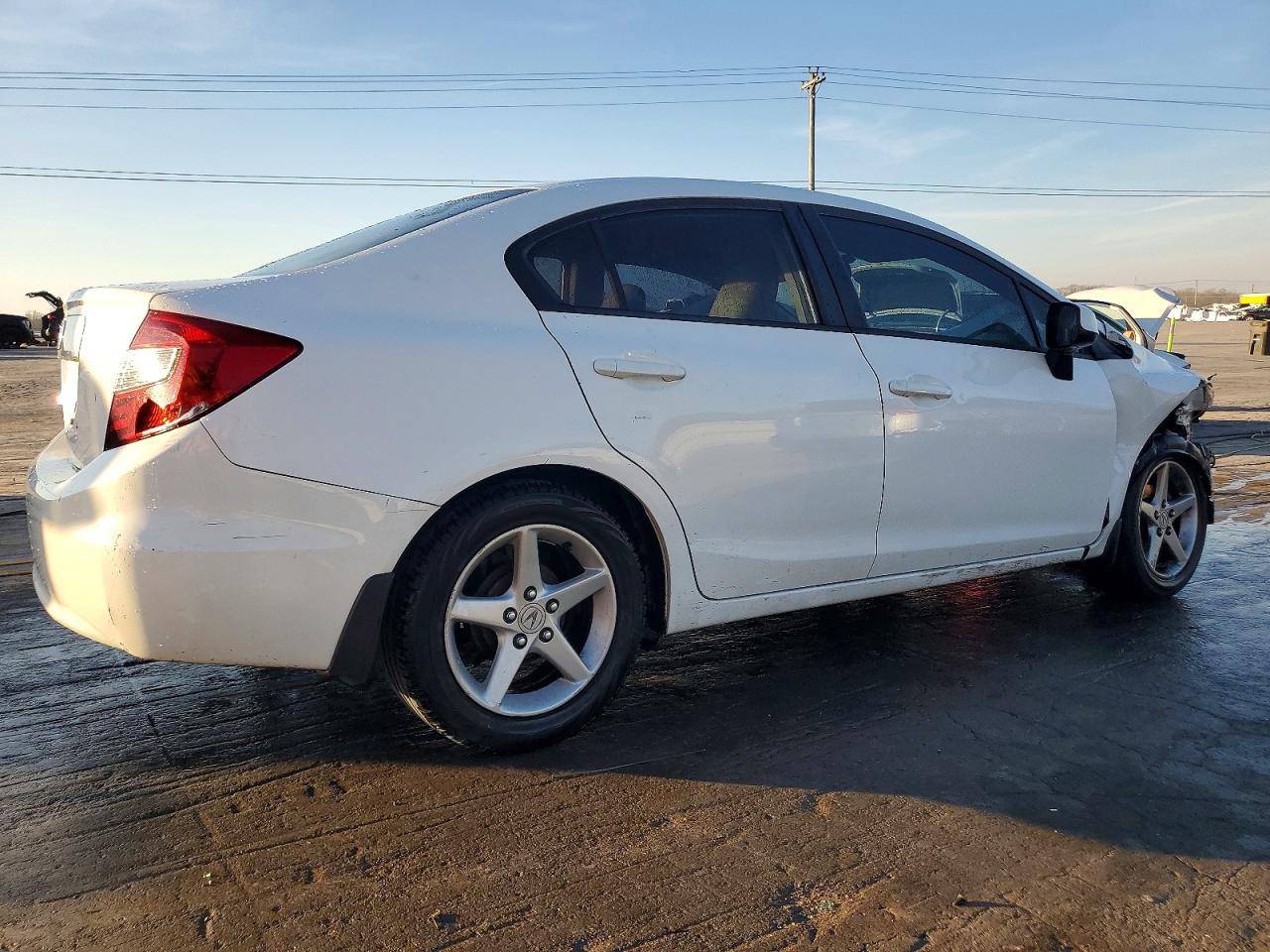 2012 HONDA CIVIC LX photo 3