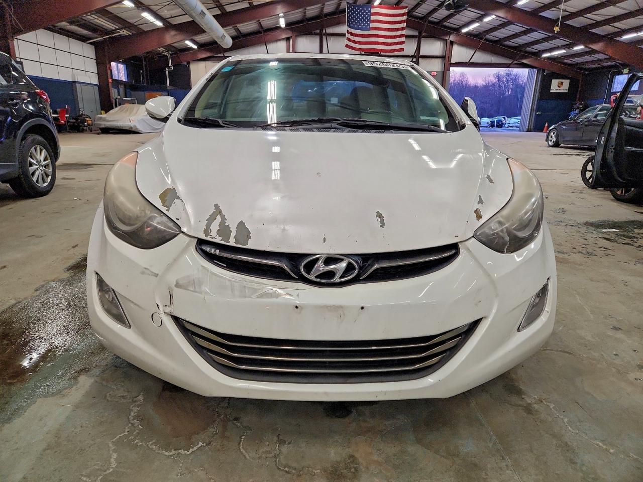 2013 HYUNDAI ELANTRA GLS photo 9