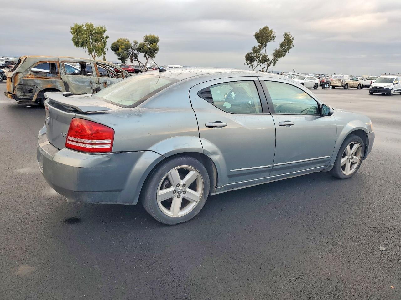 2008 DODGE AVENGER R/T photo 5