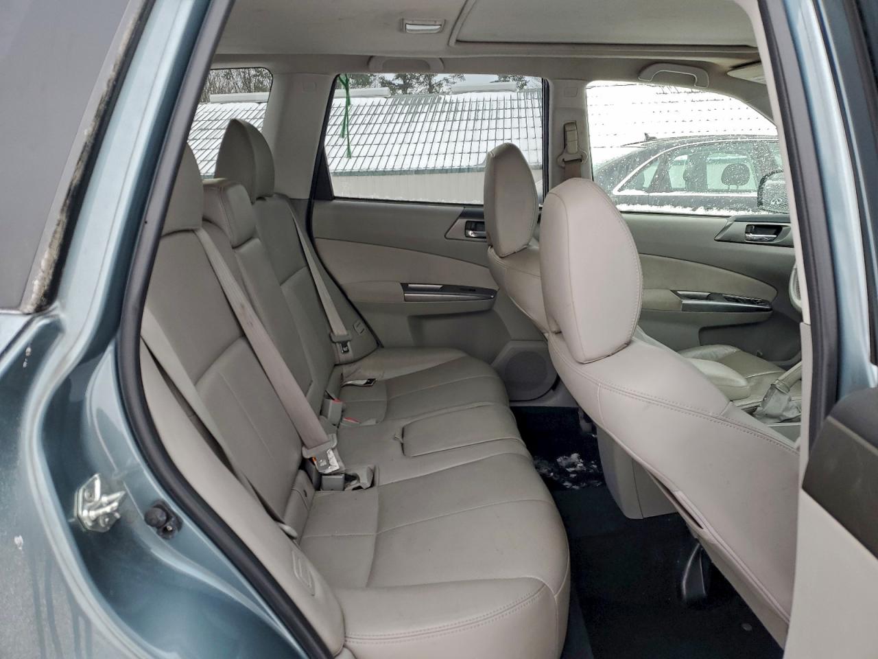 2011 SUBARU FORESTER LIMITED photo 11