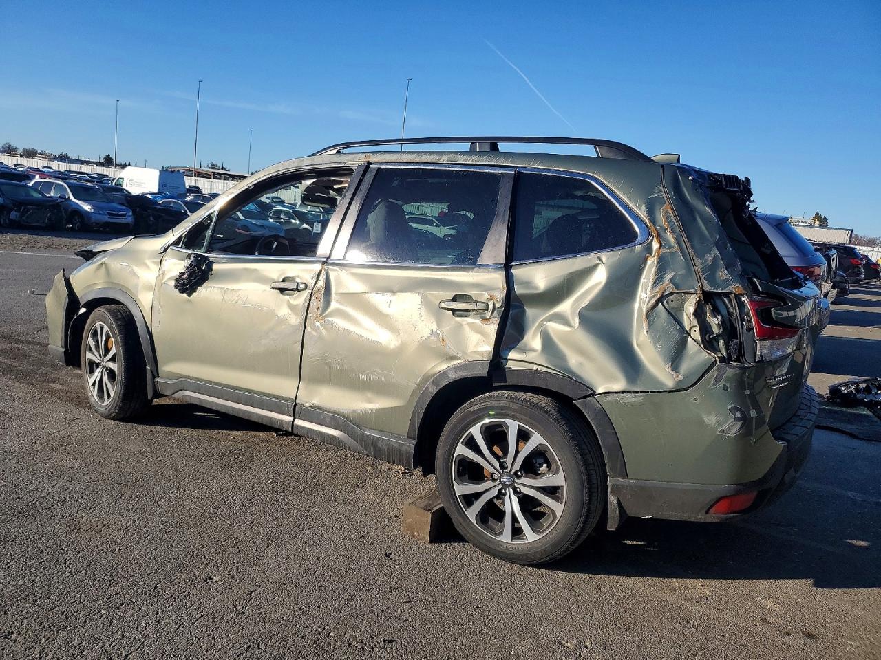 2021 SUBARU FORESTER LIMITED photo 2