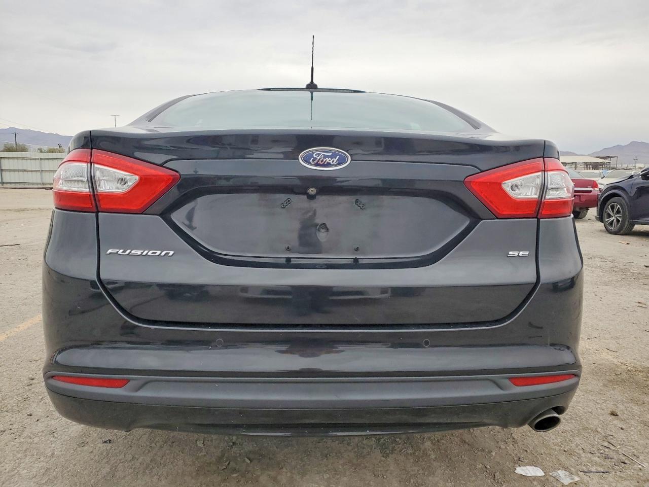 2015 FORD FUSION SE photo 6