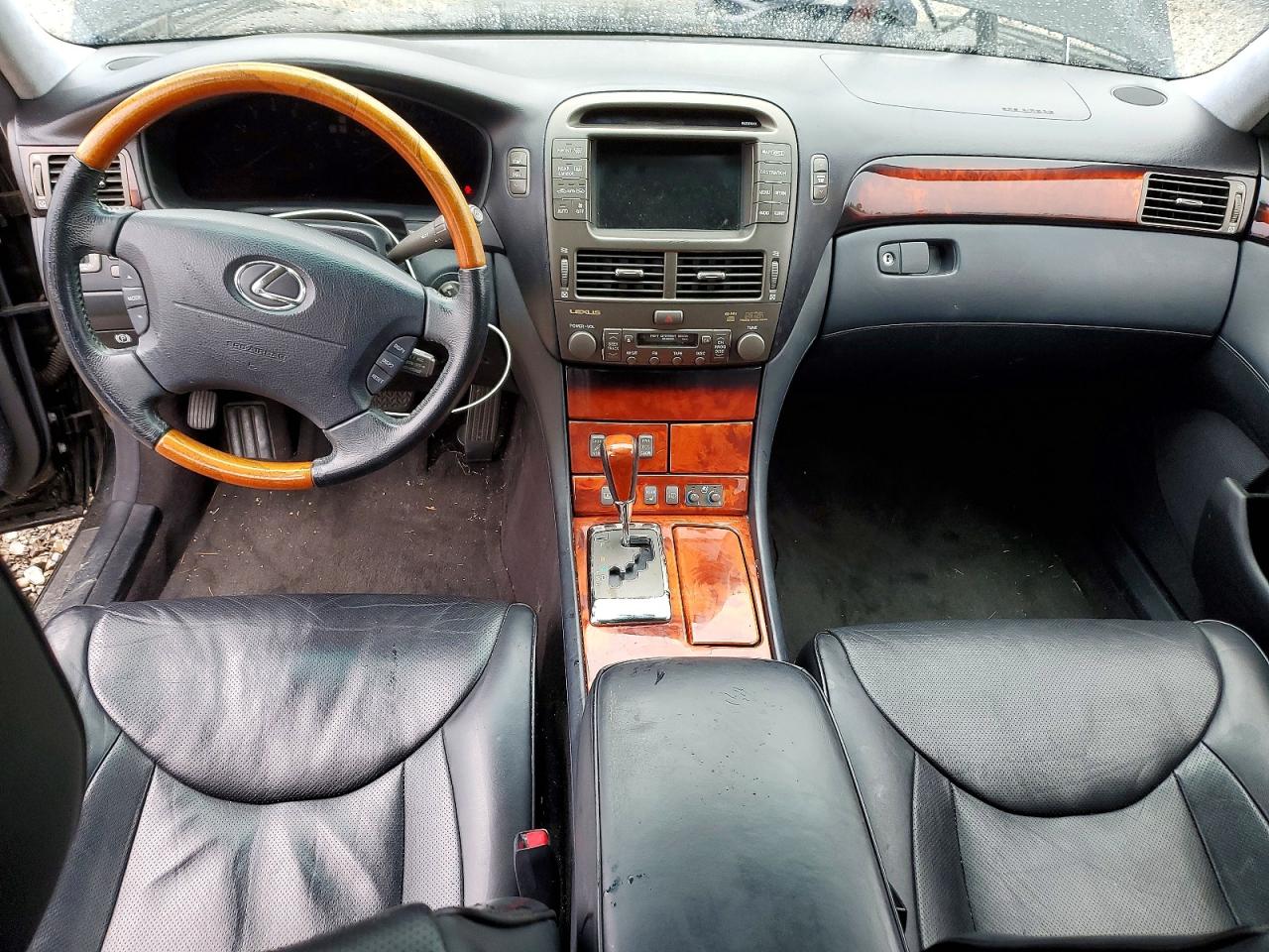 2004 LEXUS LS 430 photo 8