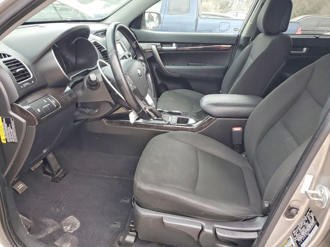 2014 KIA SORENTO LX photo 7