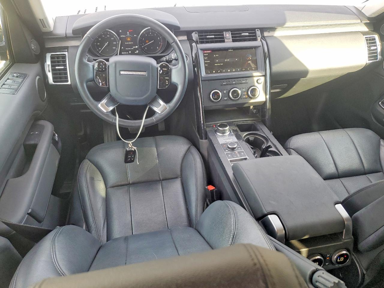 2019 LAND ROVER DISCOVERY SE photo 8