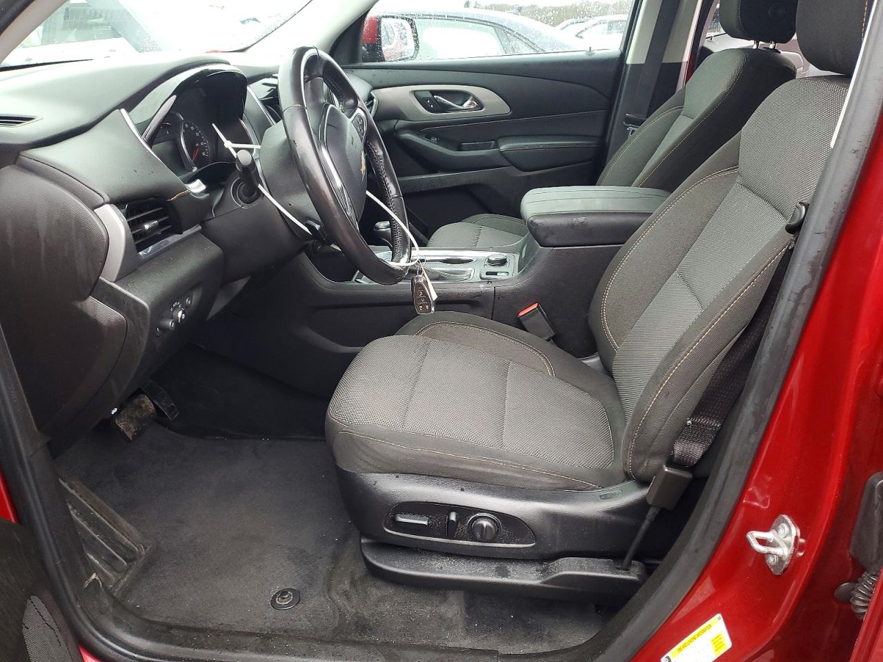 2019 CHEVROLET TRAVERSE LT photo 7