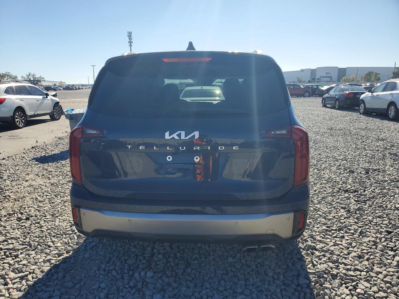 2025 KIA TELLURIDE S photo 6