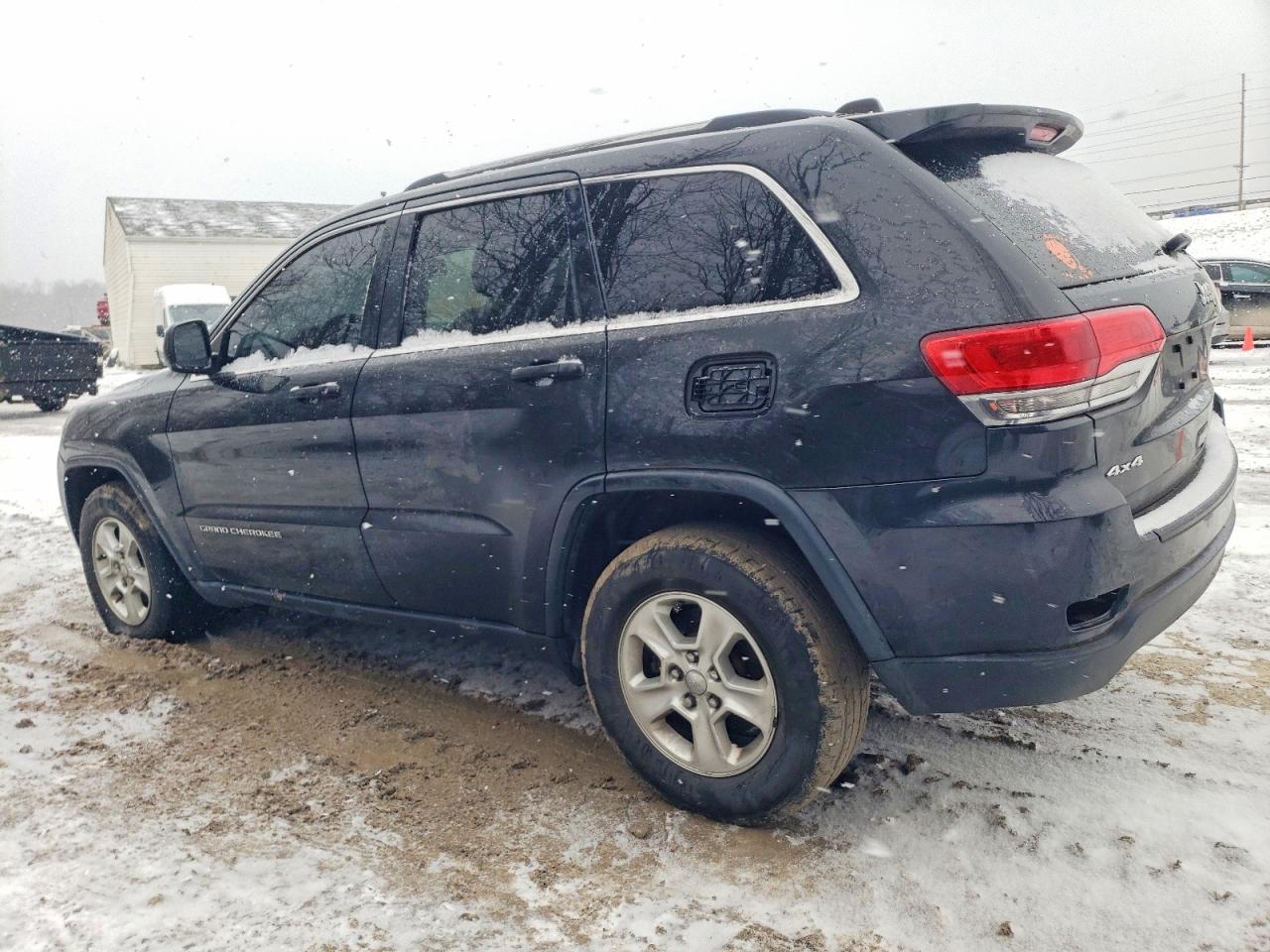 2014 JEEP GRAND CHEROKEE LAREDO photo 2