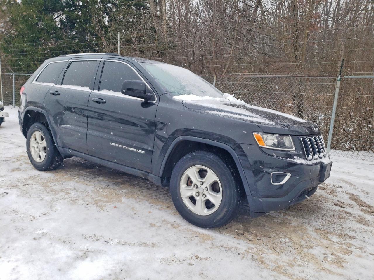 2014 JEEP GRAND CHEROKEE LAREDO photo 4