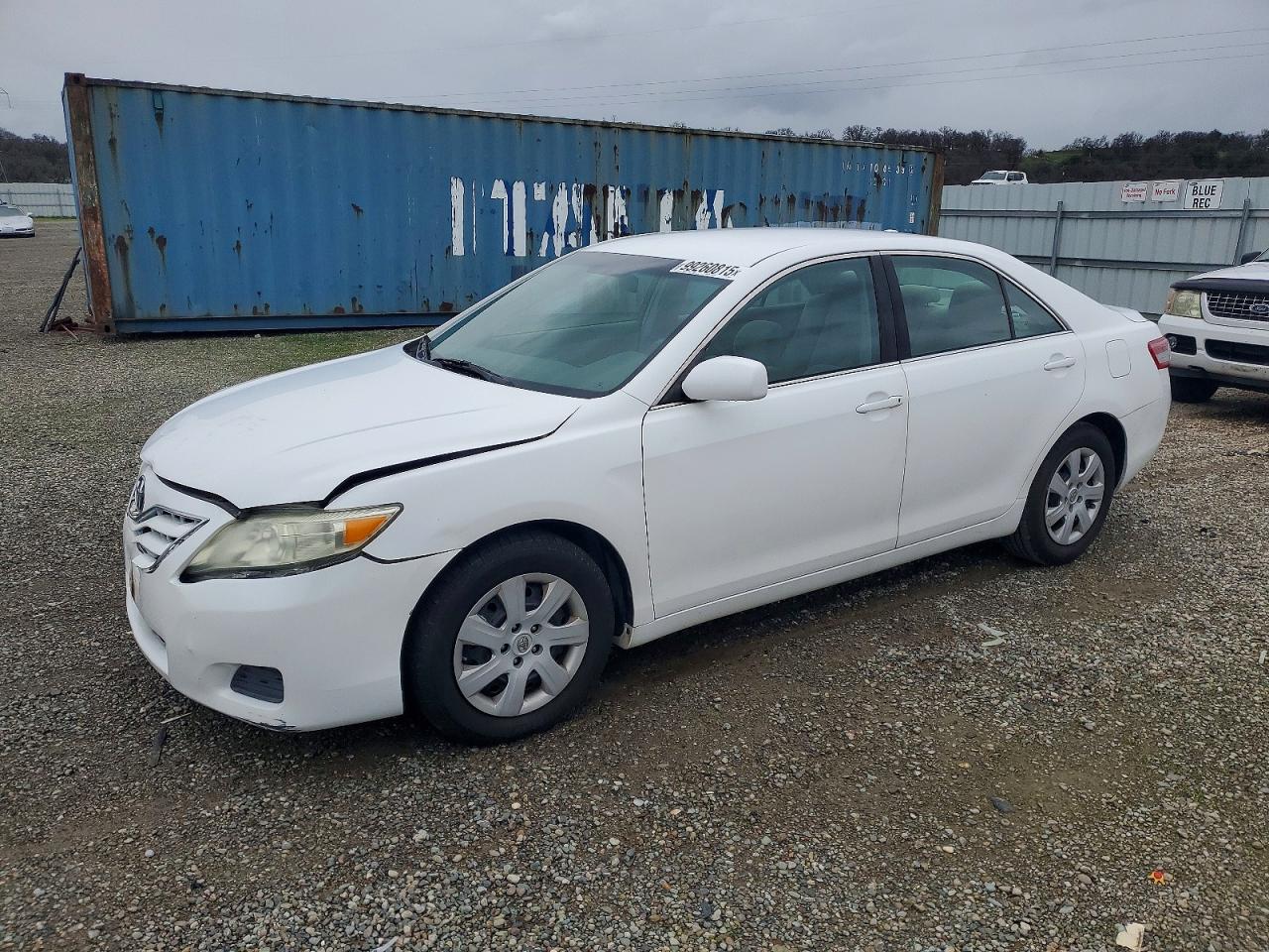 2011 TOYOTA CAMRY
