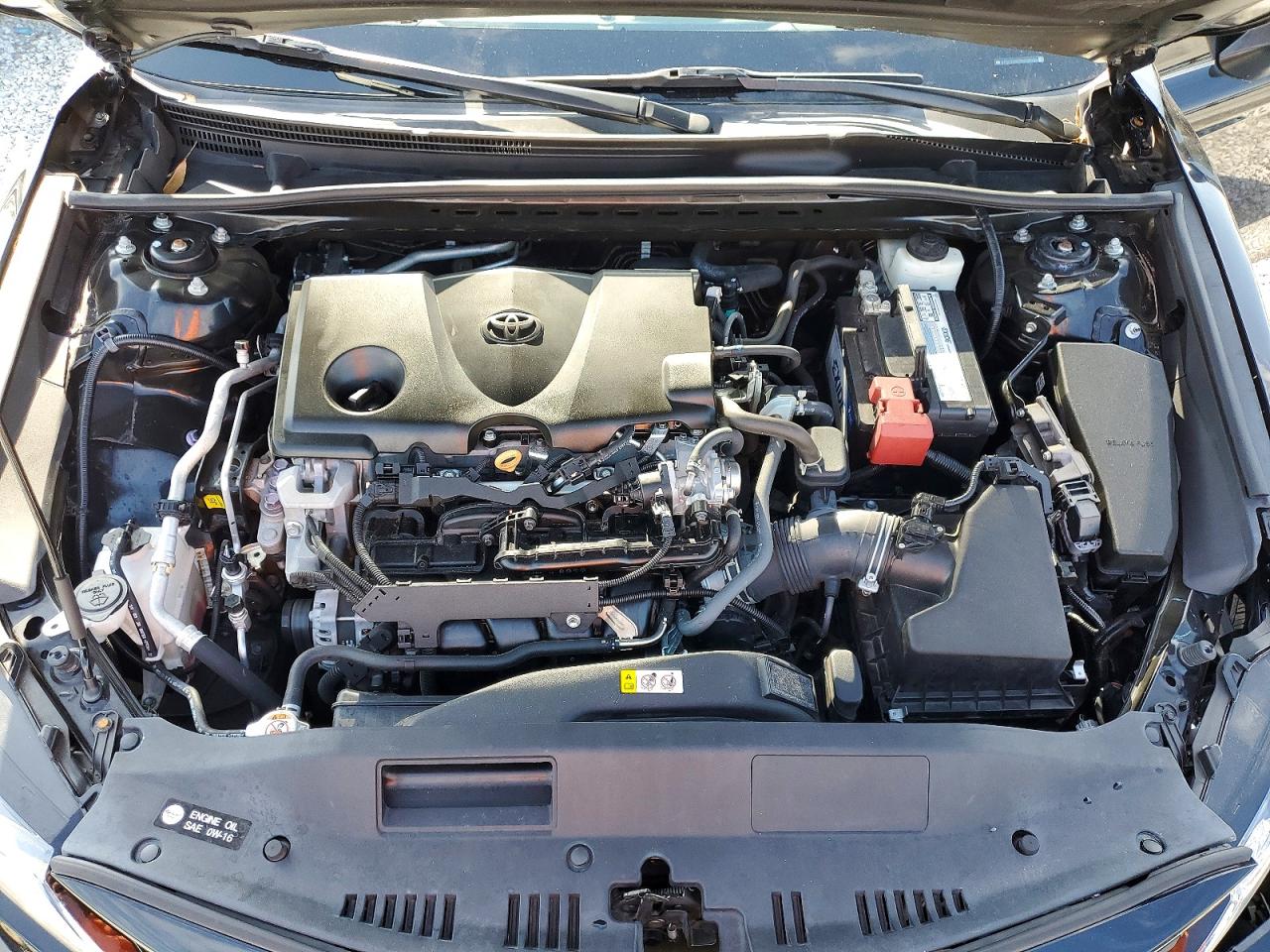 2021 TOYOTA CAMRY LE photo 21