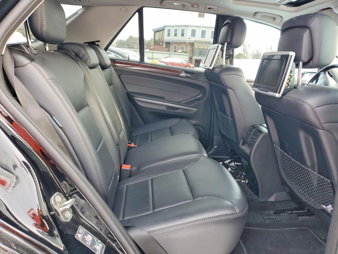2010 MERCEDES-BENZ ML 550 4MATIC photo 11