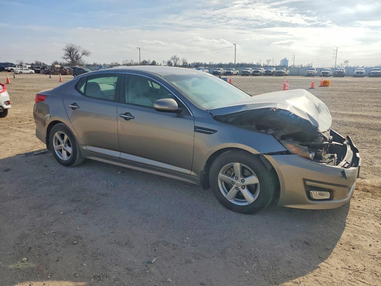 2015 KIA OPTIMA LX photo 4