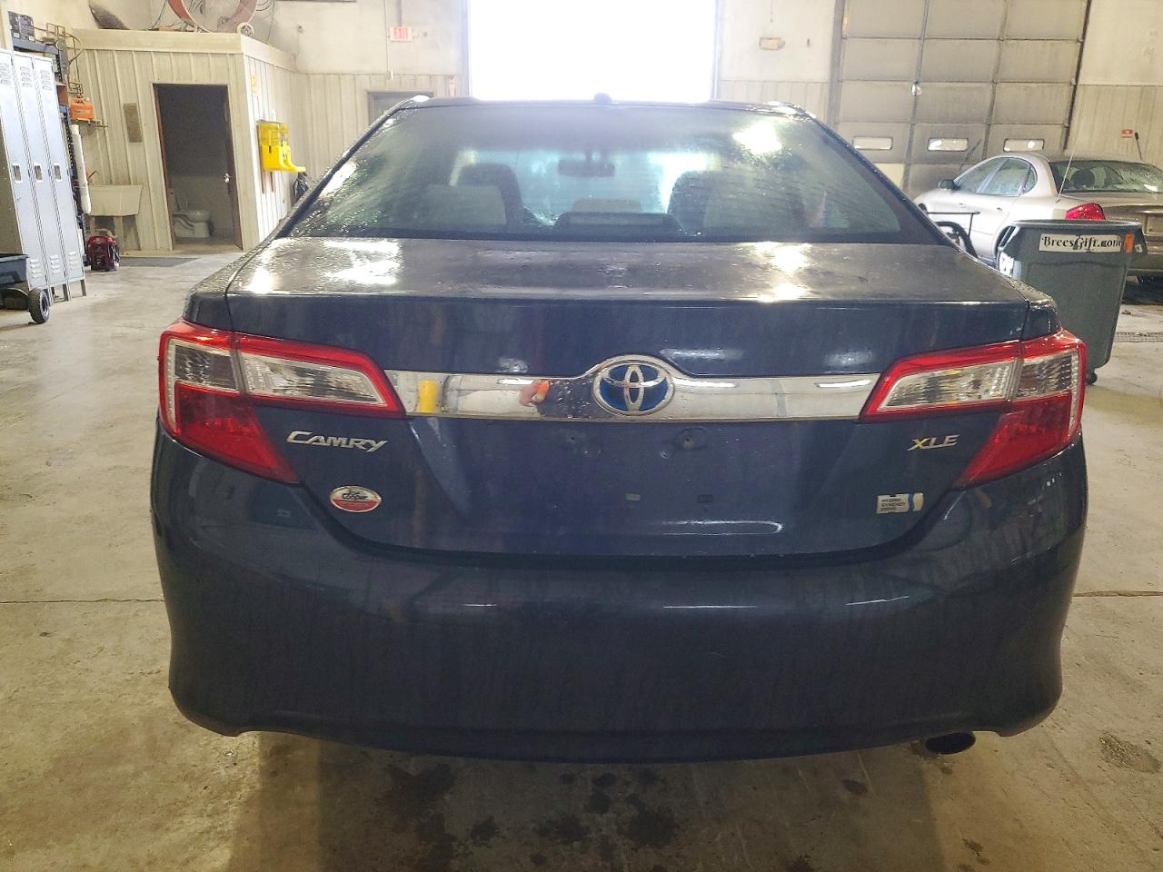 2014 TOYOTA CAMRY HYBRID photo 6