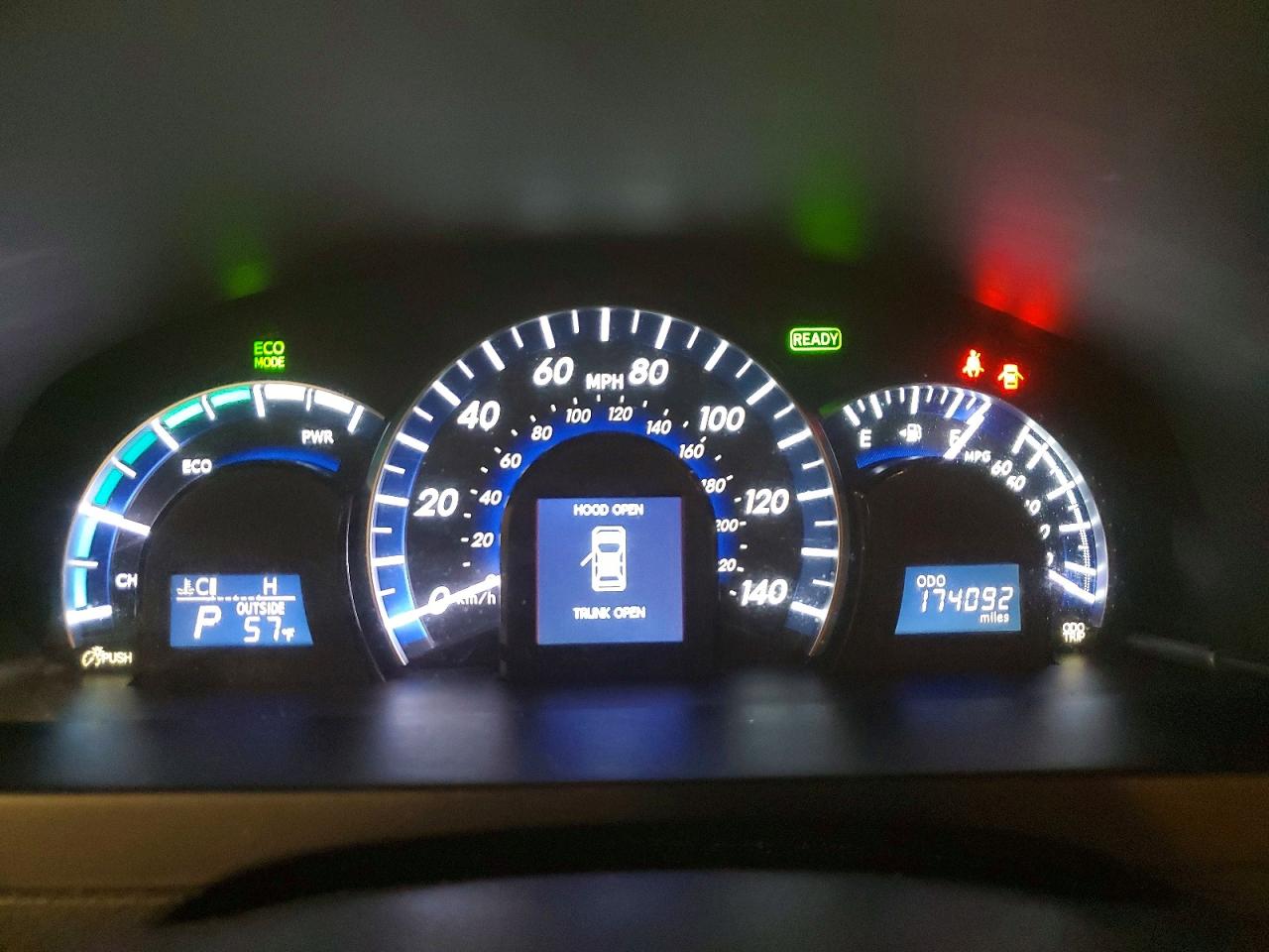 2014 TOYOTA CAMRY HYBRID photo 9