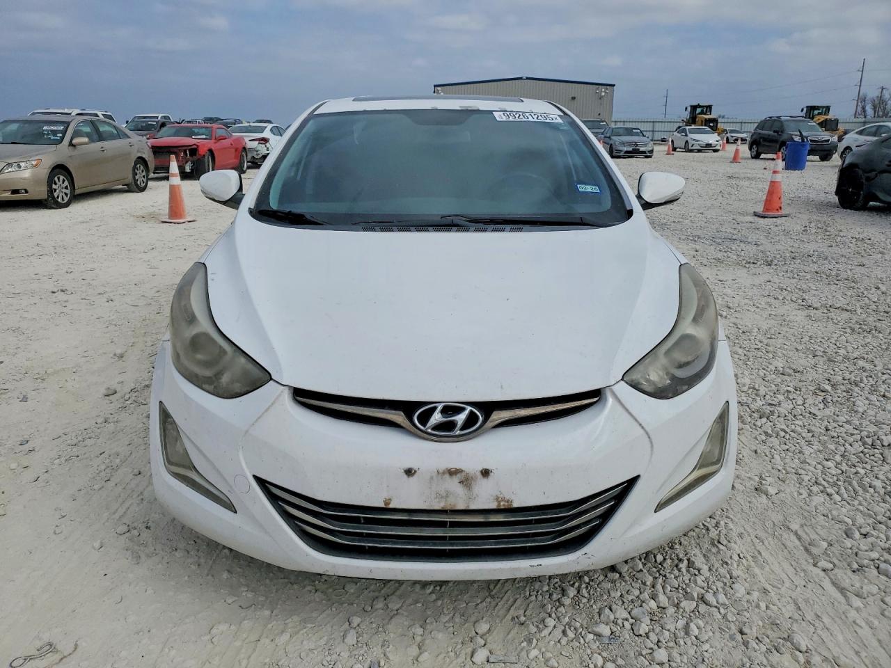 2015 HYUNDAI ELANTRA SE photo 5