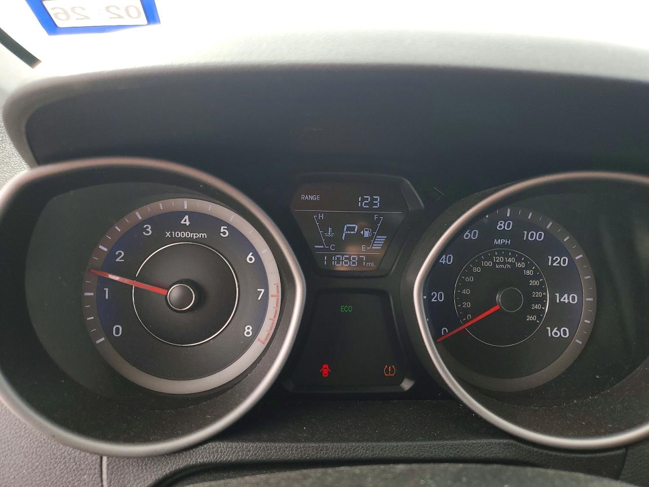 2015 HYUNDAI ELANTRA SE photo 9