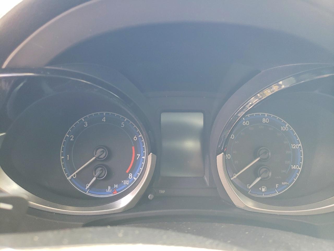 2016 TOYOTA COROLLA L photo 9