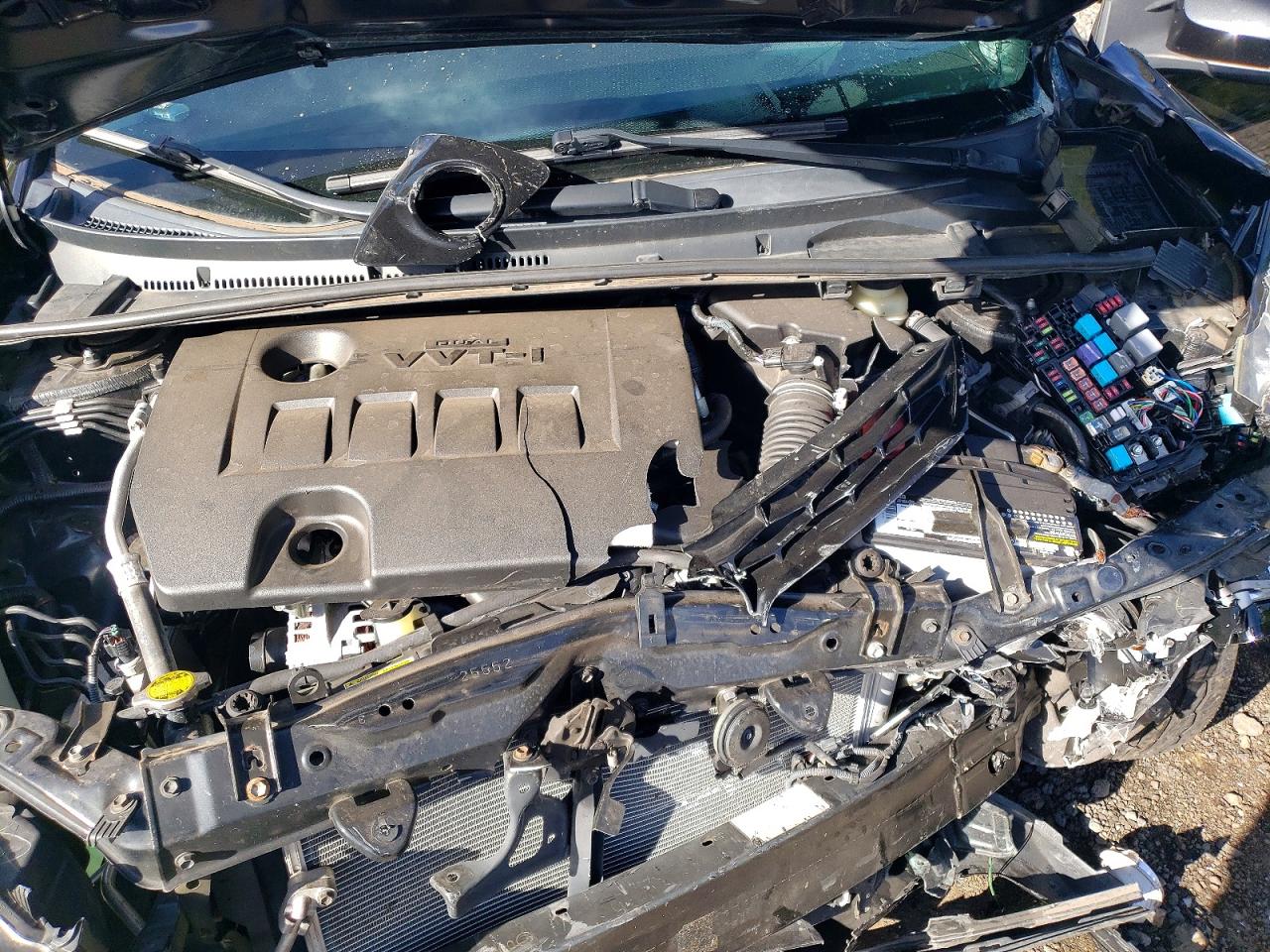 2016 TOYOTA COROLLA L photo 11