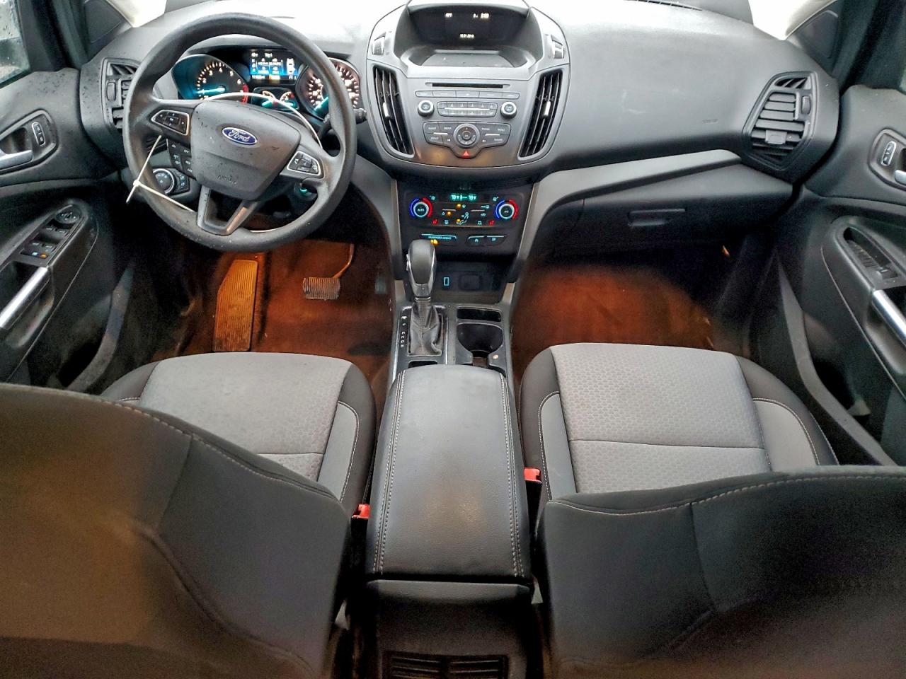 2018 FORD ESCAPE SE photo 8