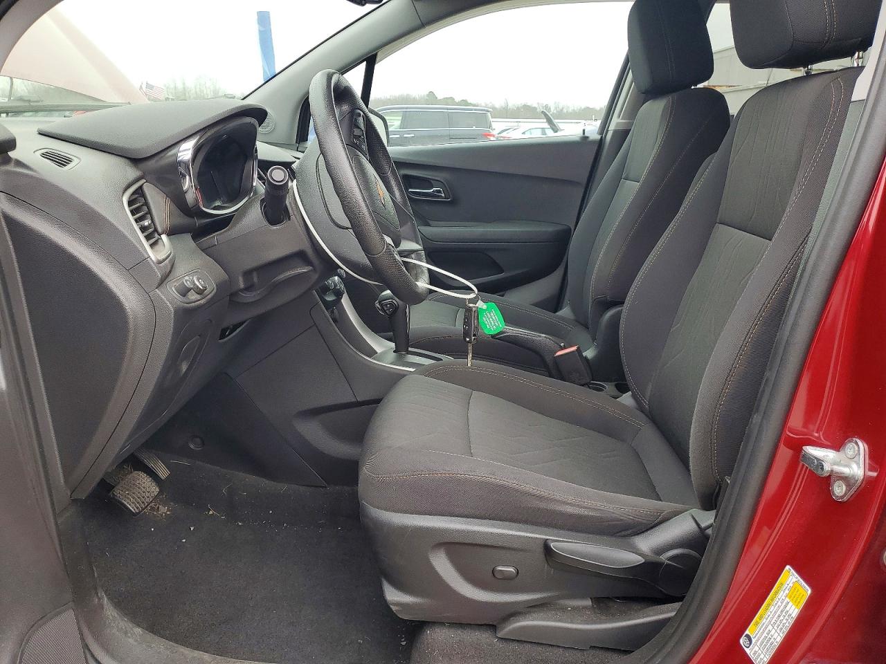 2018 CHEVROLET TRAX 1LT photo 7