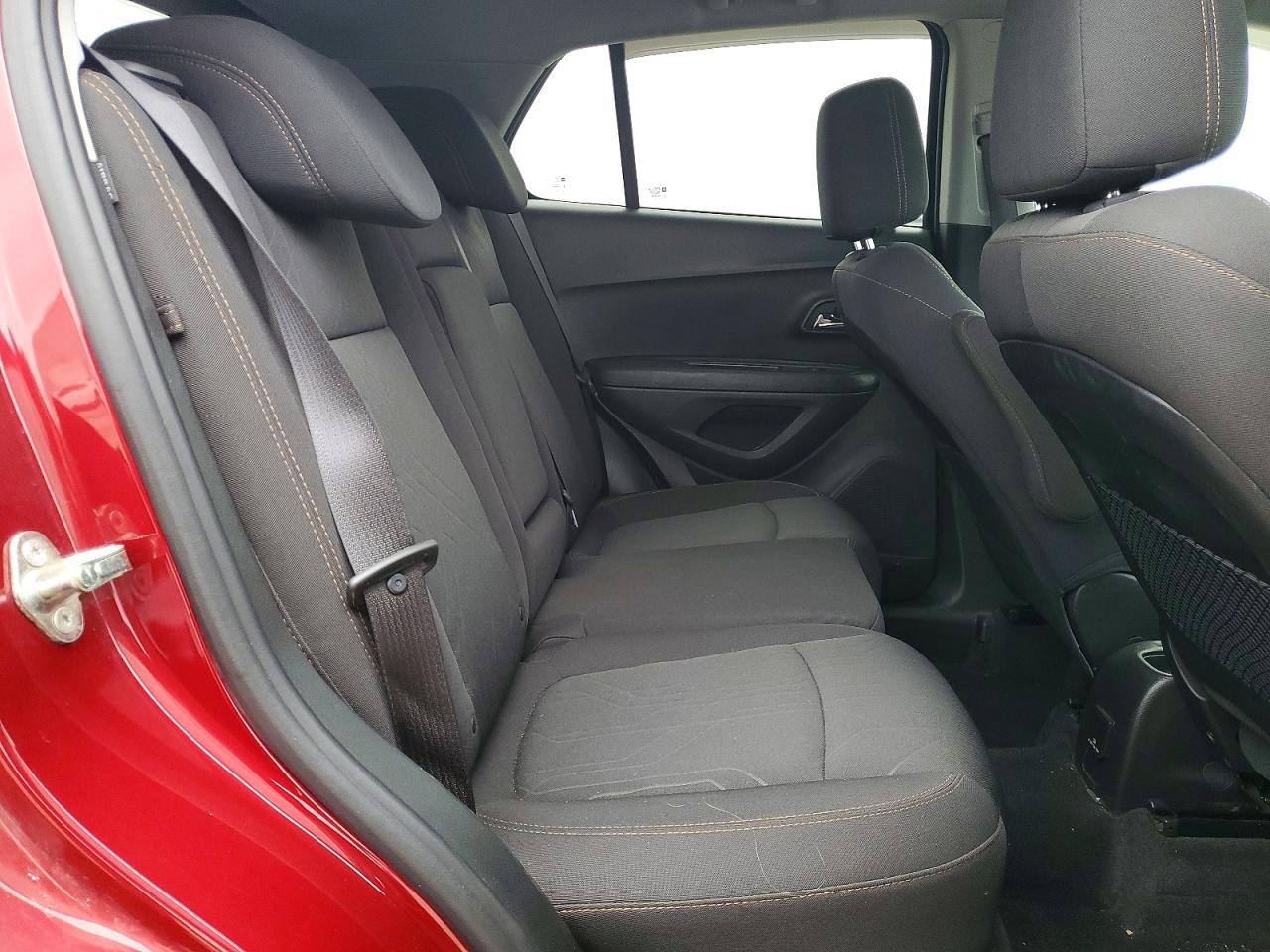 2018 CHEVROLET TRAX 1LT photo 11