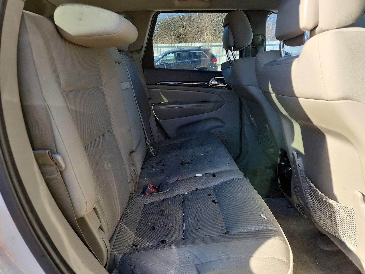 2011 JEEP GRAND CHEROKEE LAREDO photo 21