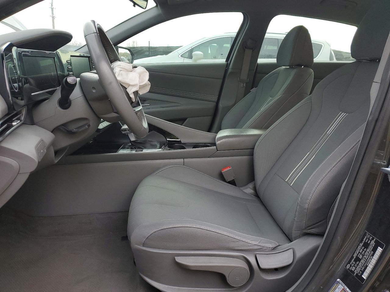 2021 HYUNDAI ELANTRA SEL photo 7