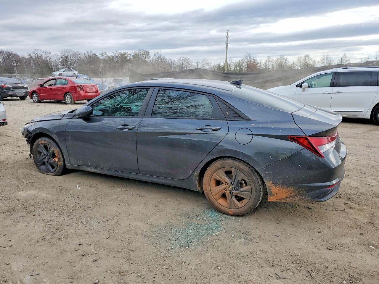 2021 HYUNDAI ELANTRA SEL photo 2