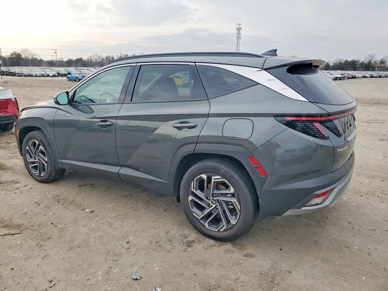 2025 HYUNDAI TUCSON LIMITED photo 2