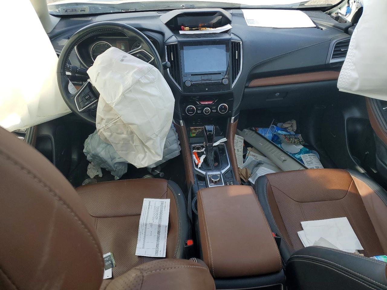 2022 SUBARU FORESTER TOURING photo 8