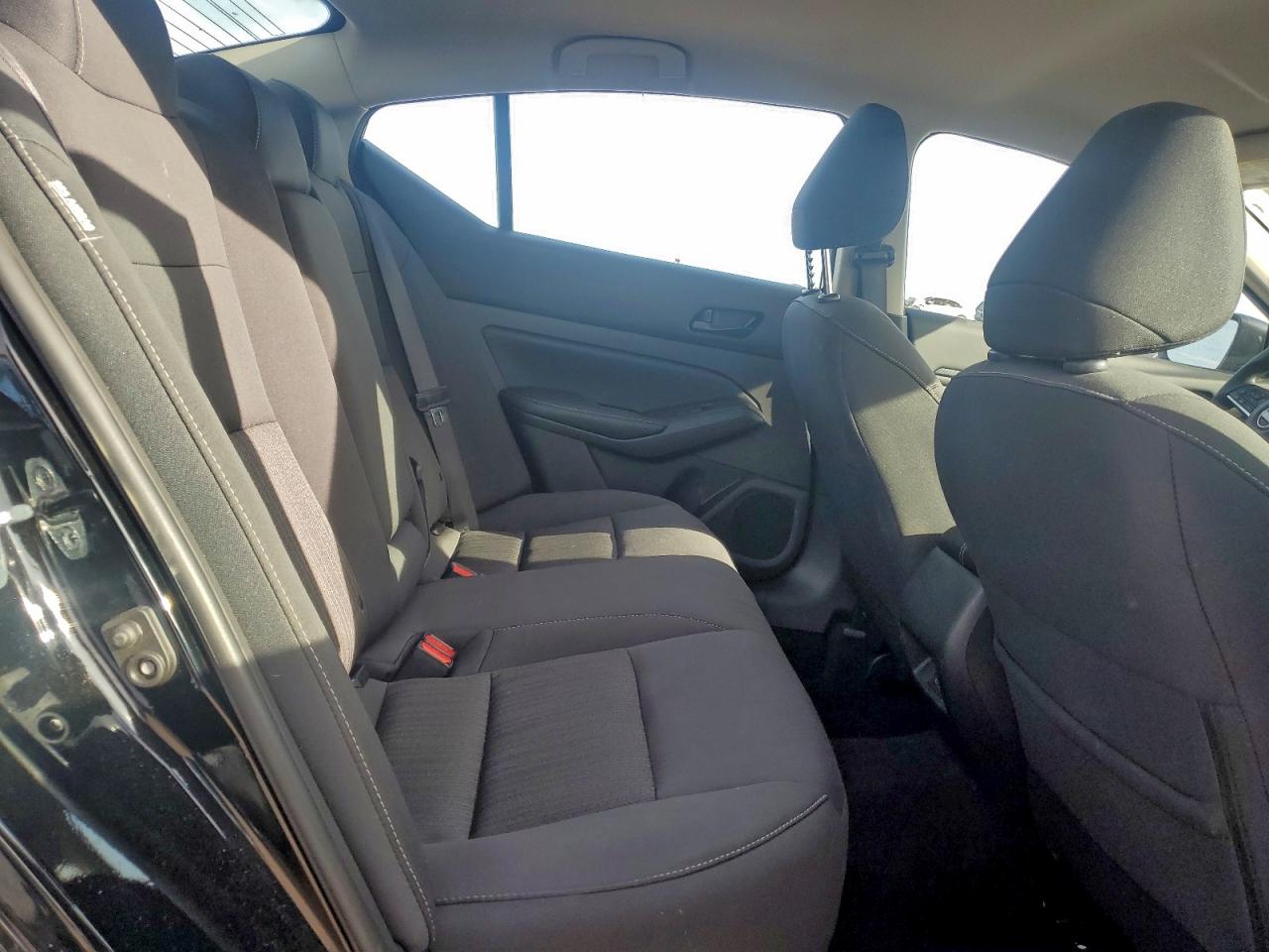 2025 NISSAN ALTIMA SV photo 28