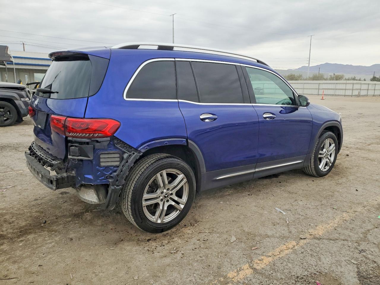 2020 MERCEDES-BENZ GLB 250 photo 5