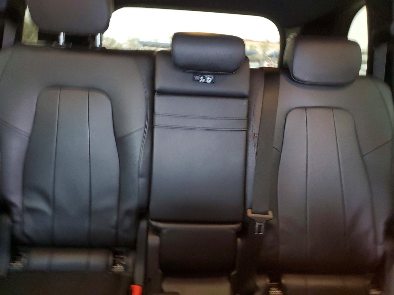 2020 MERCEDES-BENZ GLB 250 photo 19