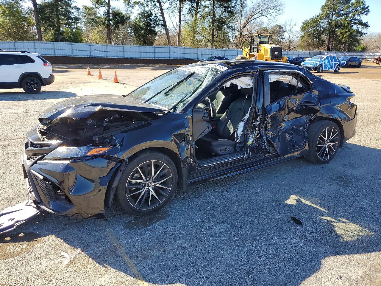 2023 TOYOTA CAMRY