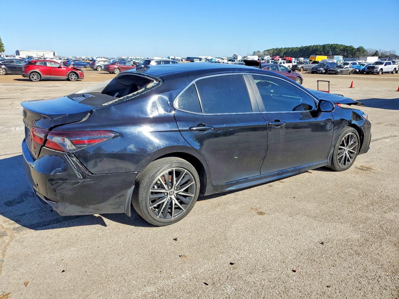 2023 TOYOTA CAMRY SE NIGHT SHADE photo 3