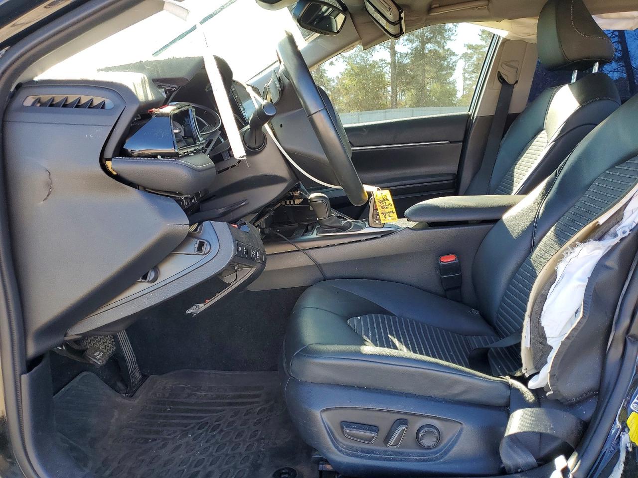2023 TOYOTA CAMRY SE NIGHT SHADE photo 7