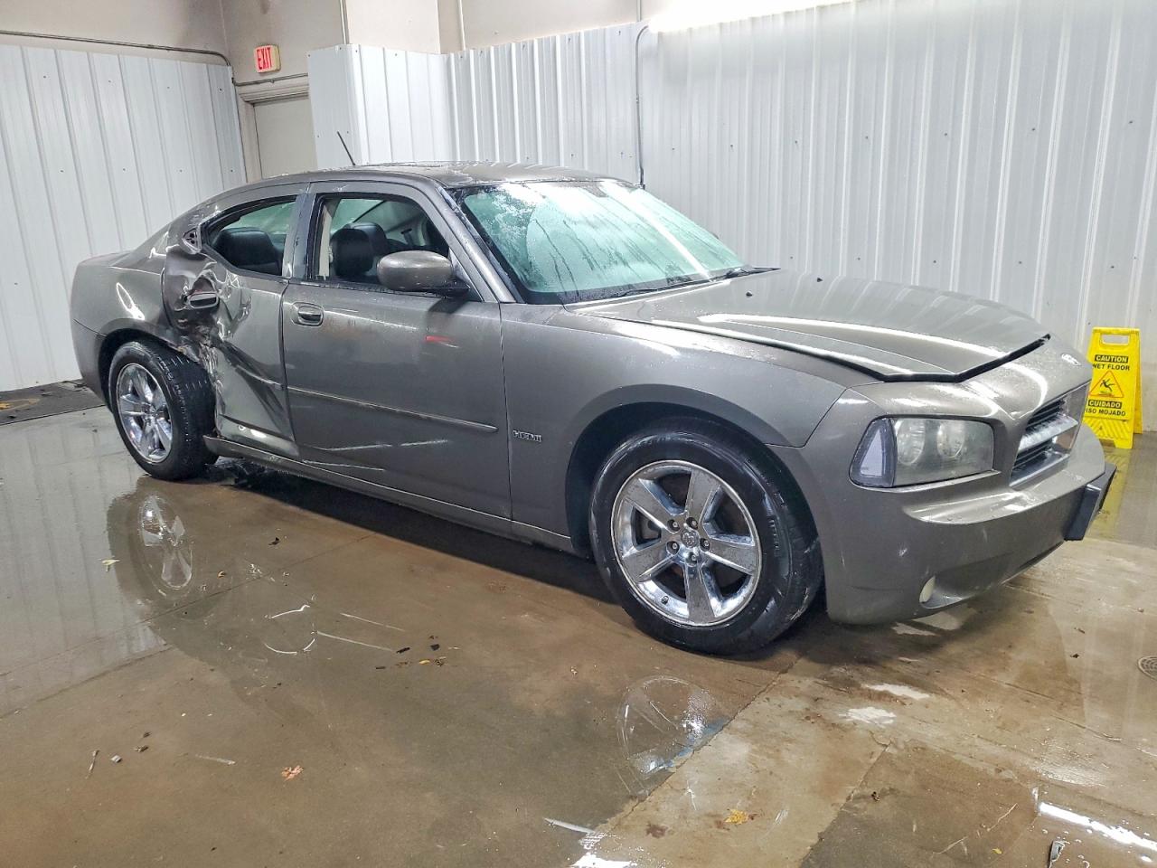 2008 DODGE CHARGER R photo 7
