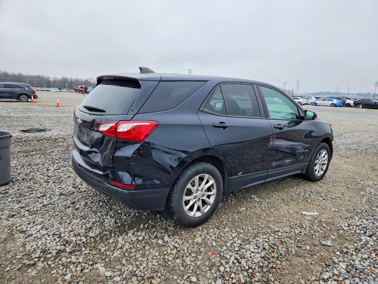 2020 CHEVROLET EQUINOX LS photo 3